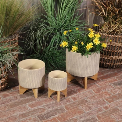 Sagebrook Home 12"x10" Mesh Ceramic Planter Pot With Stand Tan 7 Sagebrook Home 12"x10" Mesh Ceramic Planter Pot With Stand Tan - Image 7
