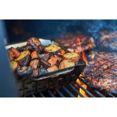 Weber SmokeFire EX6 Wood Pellet Grill - Black 12 Weber SmokeFire EX6 Wood Pellet Grill - Black - Image 12