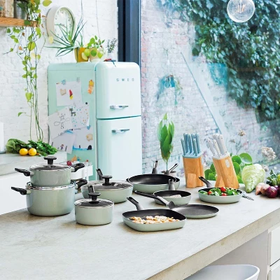 BergHOFF Sage And Slate Non-stick Aluminum Pancake Pan 5 BergHOFF Sage And Slate Non-stick Aluminum Pancake Pan - Image 5