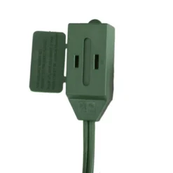 Northlight 15' Green Indoor Extension Power Cord With 3-Outlets And Safety Lock