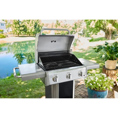 Kenmore 3-Burner Outdoor Gas BBQ Propane Grill 2 Kenmore 3-Burner Outdoor Gas BBQ Propane Grill - Image 2