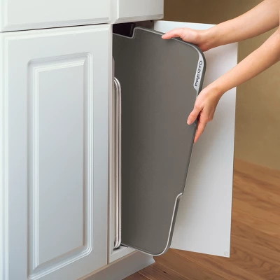 Presto 22" Ceramic Electric Griddle - 7062 3 Presto 22" Ceramic Electric Griddle - 7062 - Image 3