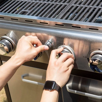 Captiva Designs E02GR001 Stainless Steel 4-Burner Propane Gas Grill With Side Burner And Side Tables 7 Captiva Designs E02GR001 Stainless Steel 4-Burner Propane Gas Grill With Side Burner And Side Tables - Image 7