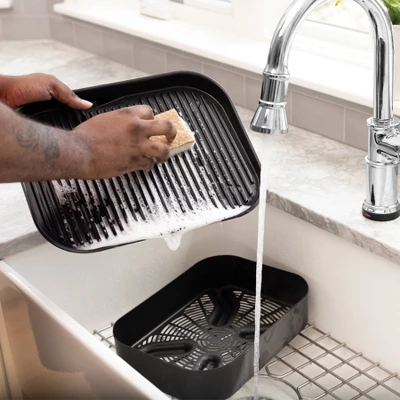 Ninja Woodfire Outdoor Grill & Smoker, 7-in-1 Master Grill, BBQ Smoker And Air Fryer With Woodfire Technology - OG701 9 Ninja Woodfire Outdoor Grill & Smoker, 7-in-1 Master Grill, BBQ Smoker And Air Fryer With Woodfire Technology - OG701 - Image 9