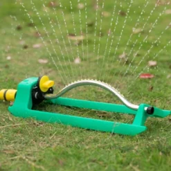 Gardenised Oscillating Water Sprinkler With 18 Nozzle Jets