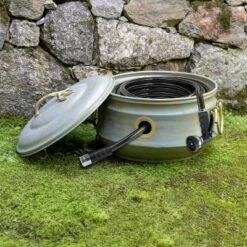 Steel Sedona Hose Pot With Lid - Green - Good Directions -Sunnydaze Decor Store GUEST e9a5349a 32db 4b45 9300 670a01597f97